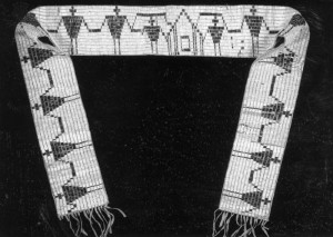 Šešių irokėzų tautų ir trylikos Amerikos kolonijų wampum (juosta). Apie 1980